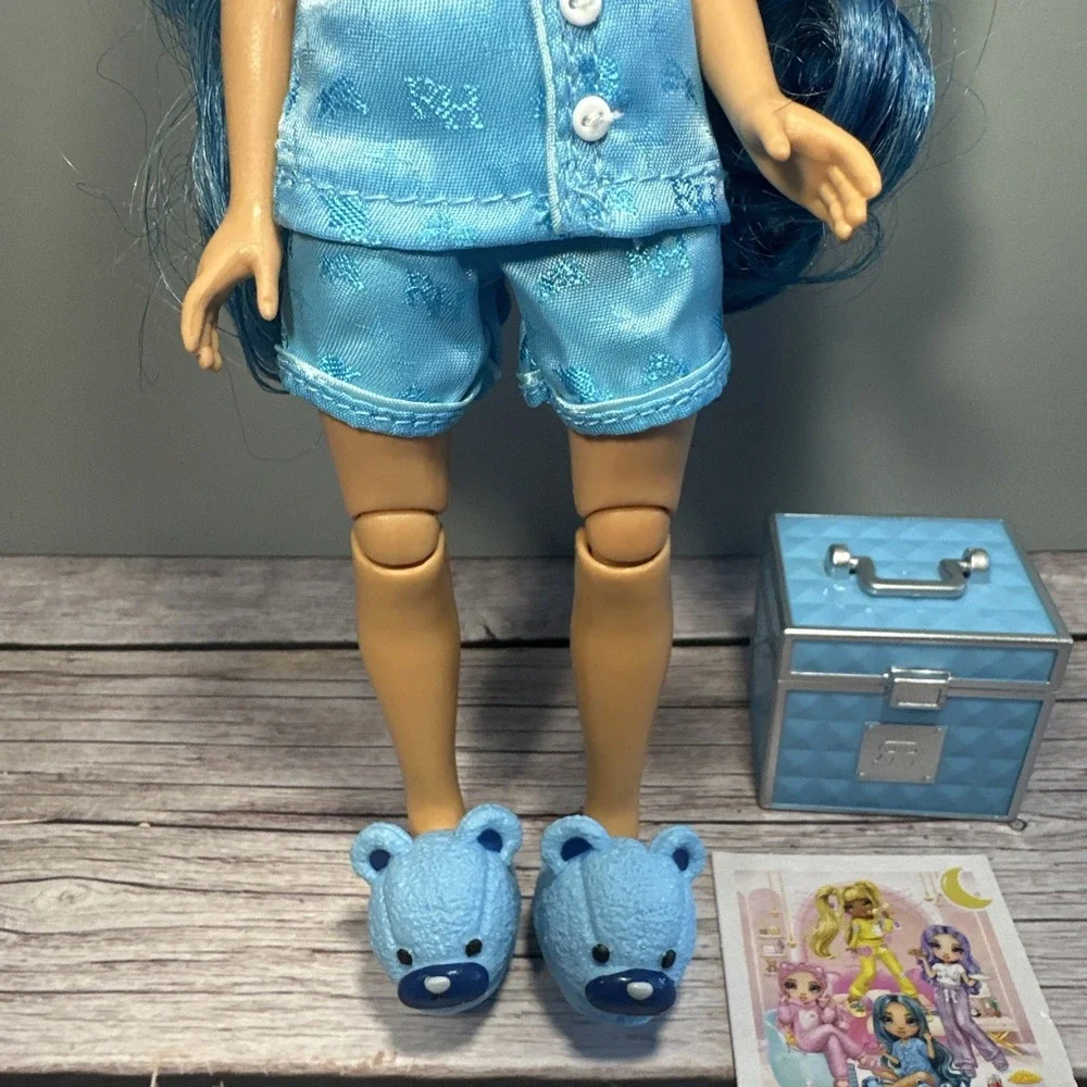 Rainbow High Jr High PJ Party Skyler Blue 9'' Posable Doll with PJs & Slippers
